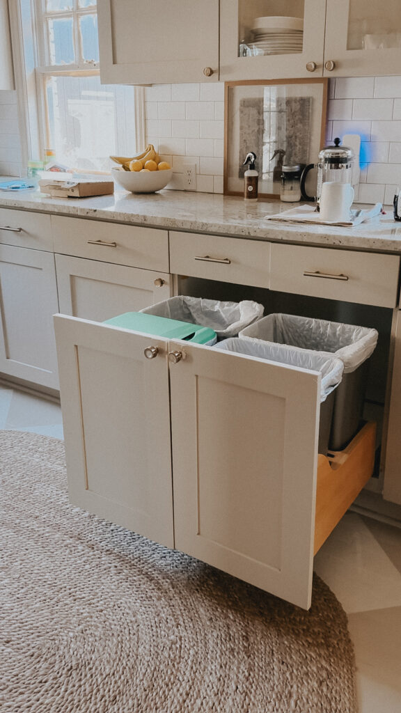 Kitchen trash can idea for in the cabinet 